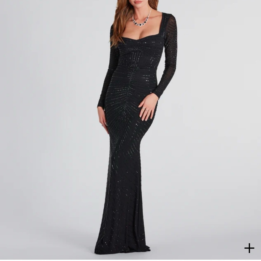 Elegant Black Evening Gown